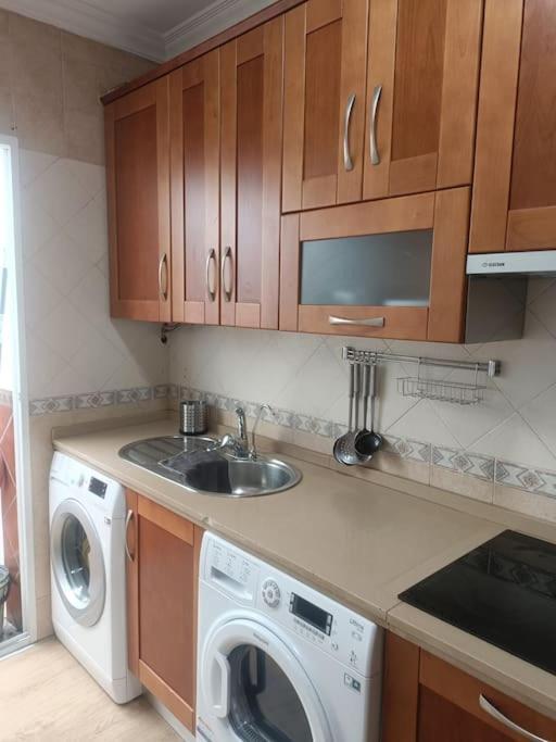 Apartamento Familiar Malaga Zewnętrze zdjęcie